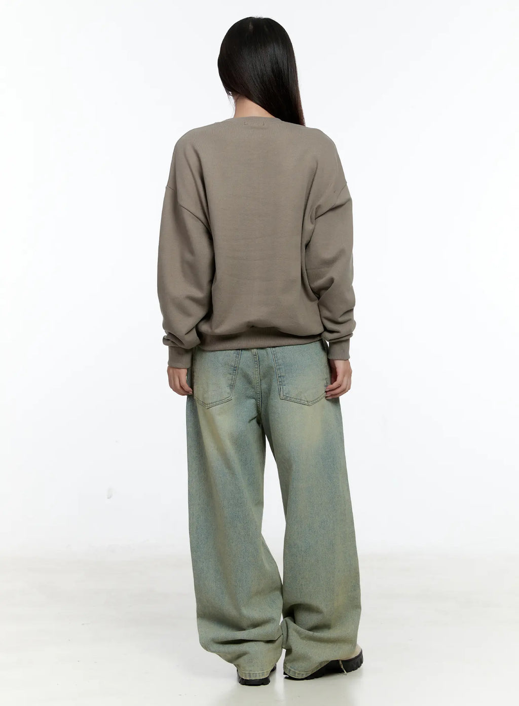 Embroidered Graphic Oversized Sweatshirt CS518