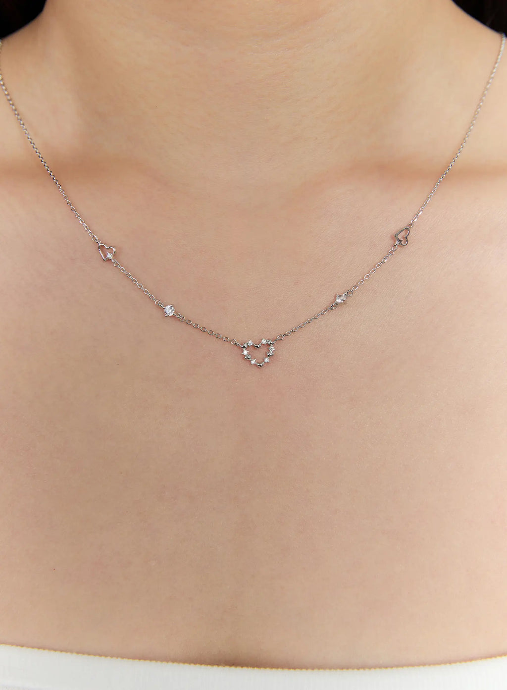 Heartfall Necklace IS517