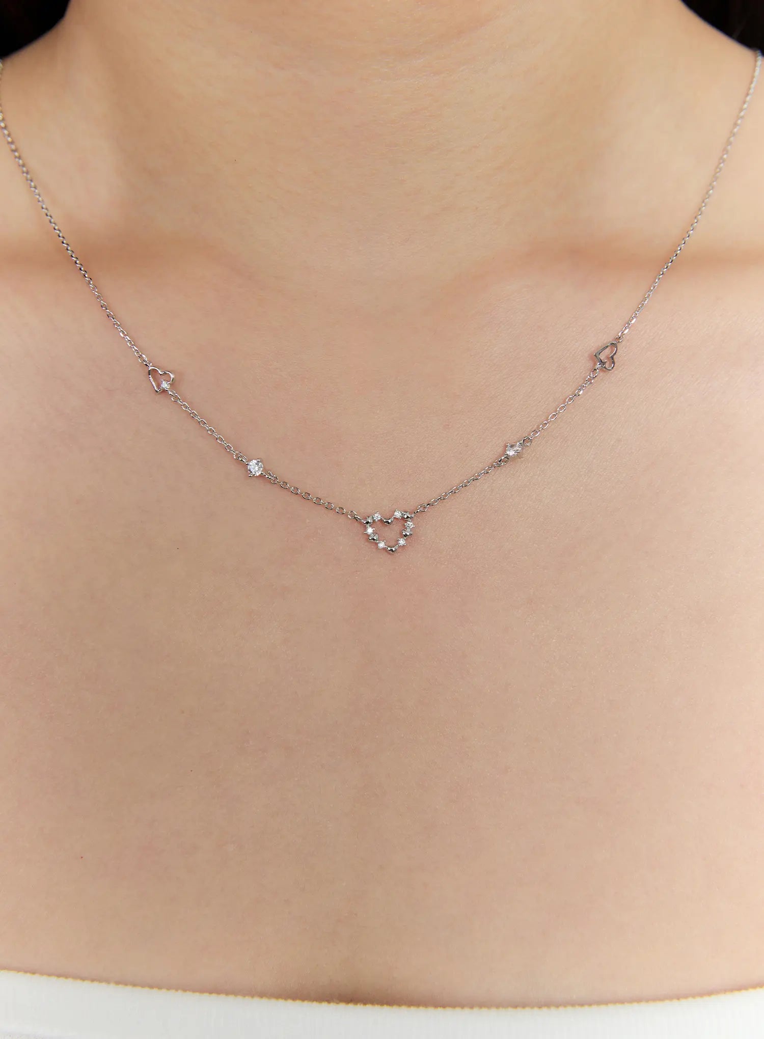 Heartfall Necklace IS517