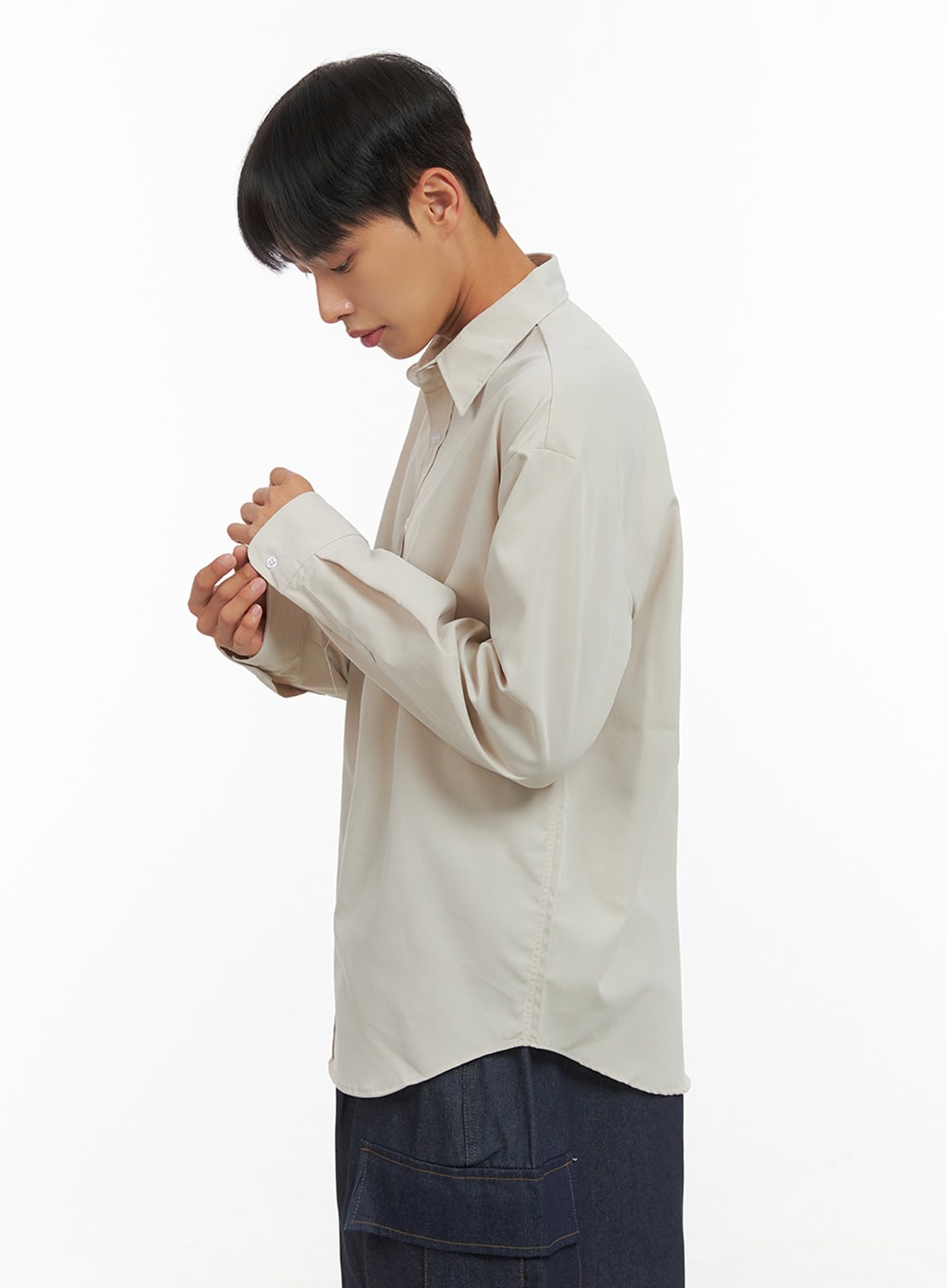 Men's Solid Collared Buttoned Shirt IS420