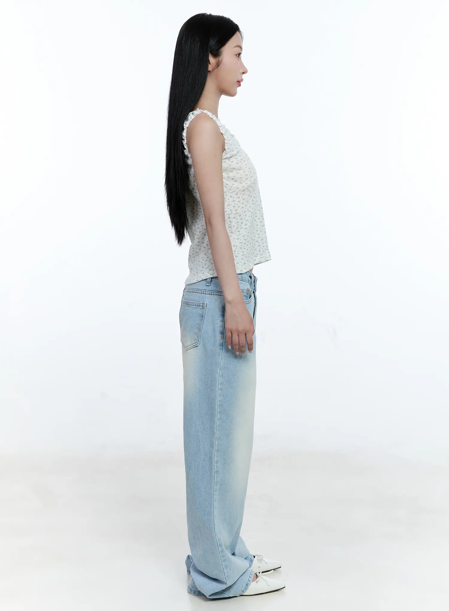 Sawyer Wide-Leg Washed Denim Jeans CG512