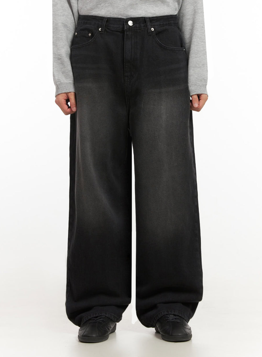 Men's Washed Relaxed-Fit Jeans IF517