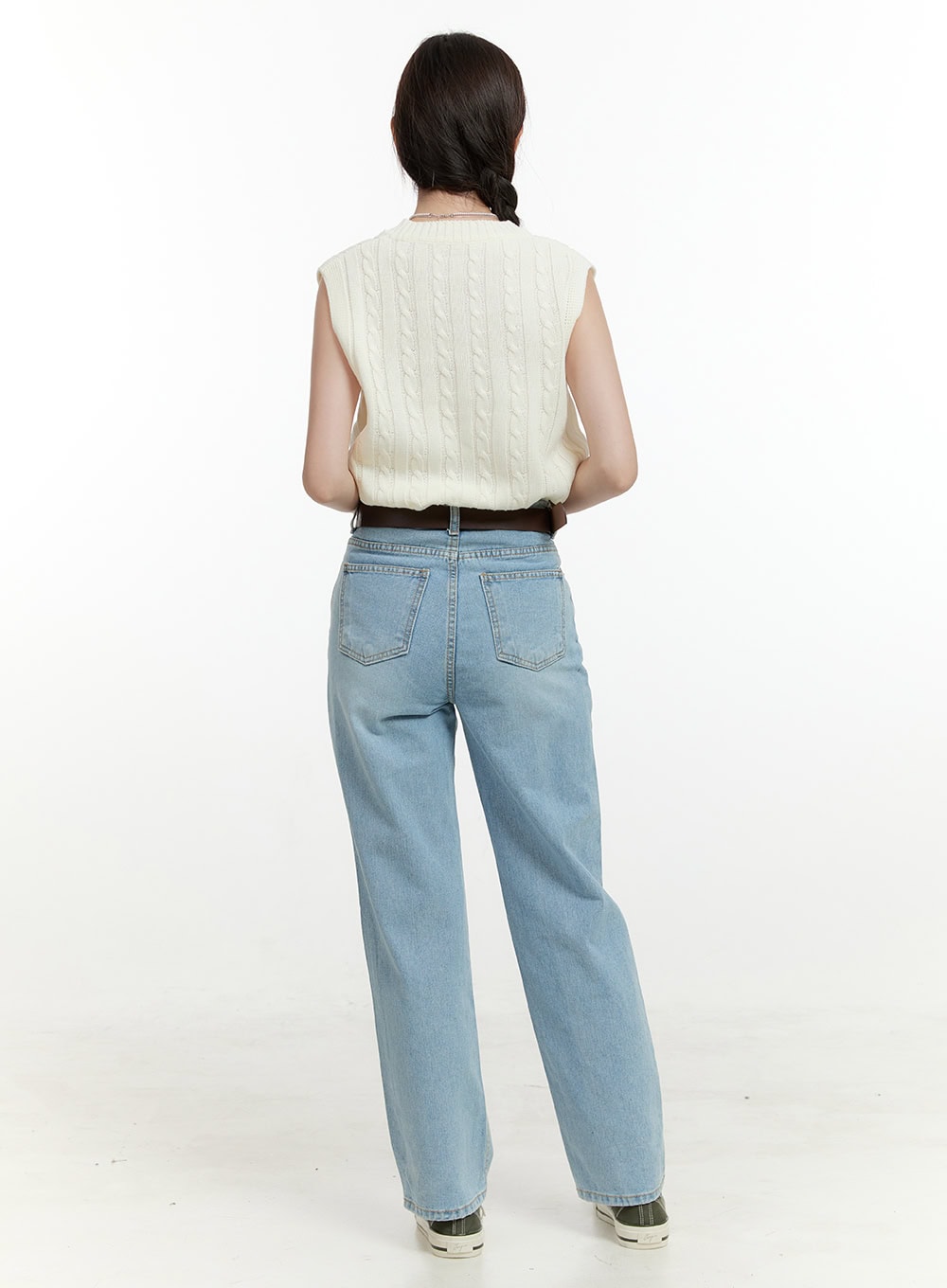 Light Washed Straight Jeans OL423