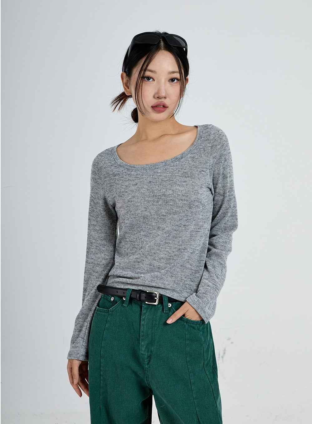 Simpe Wide Round Neck T-Shirt CO17