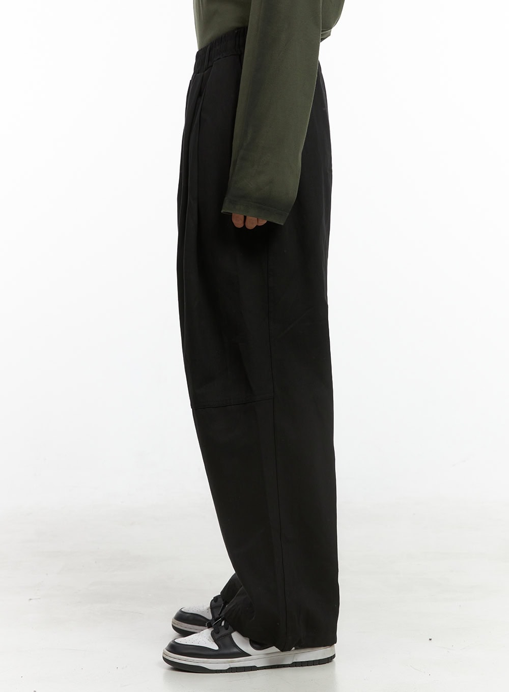 Men's Pintuck Banded Wide Fit Cotton Pants IS420