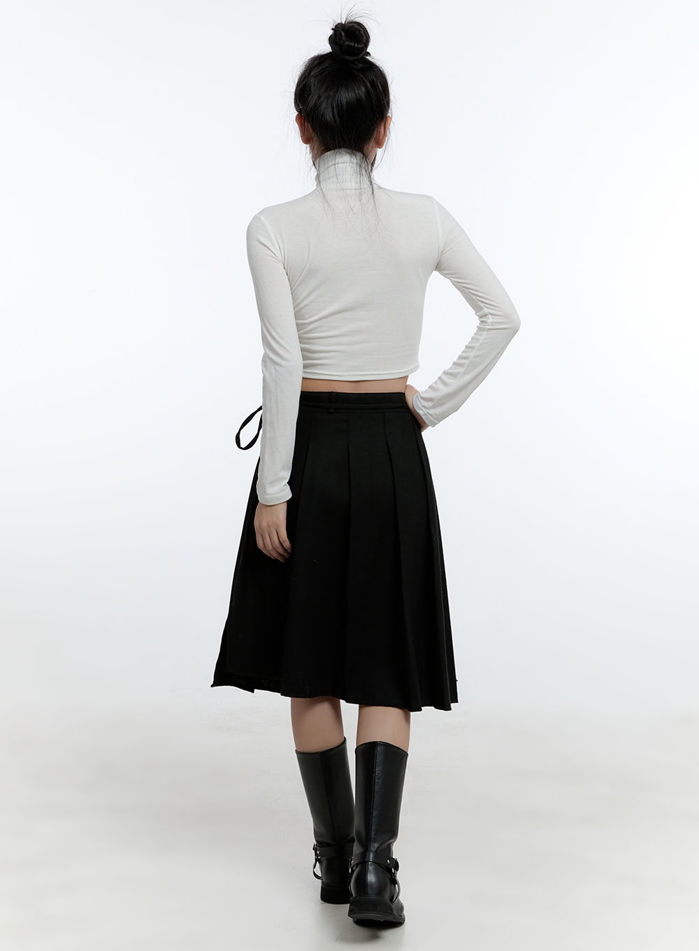 Turtle Neck Slim-Fit Crop Top CD424