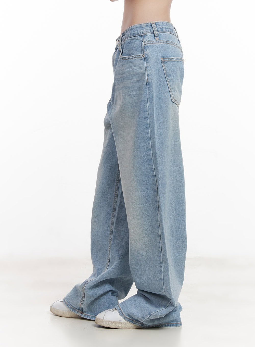Cierra Washed Wide-Leg Jeans CY520
