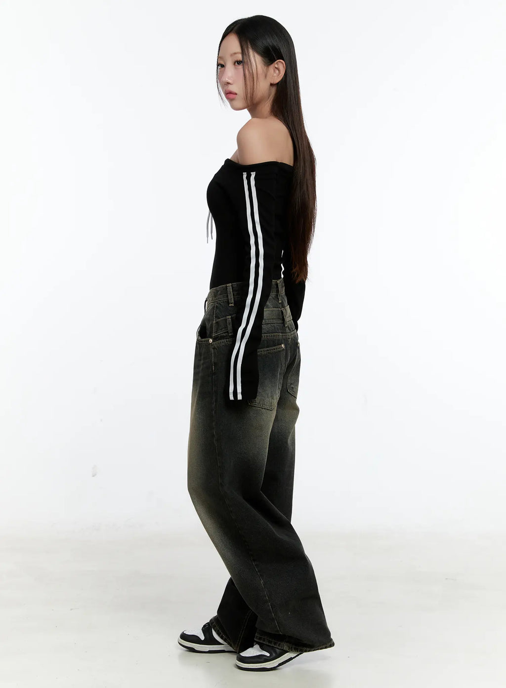 Emerie Washed Wide-Leg Baggy Jeans CS518