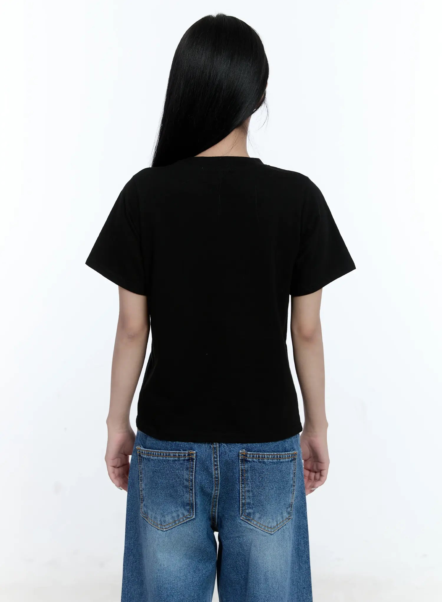 Graphic Short-Sleeve Statement Shirt CL530