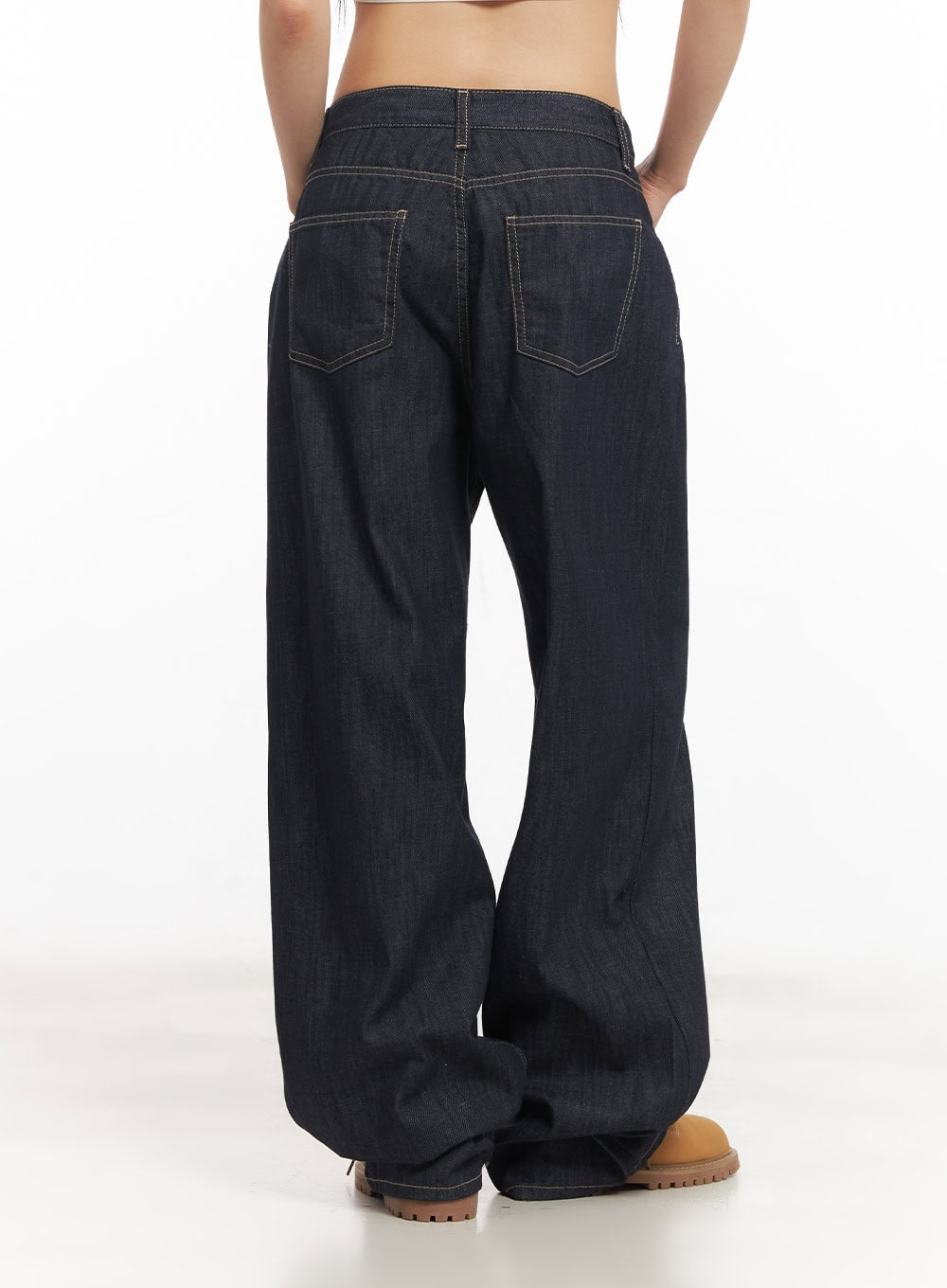 Ivara Wide-Leg Jeans CA522