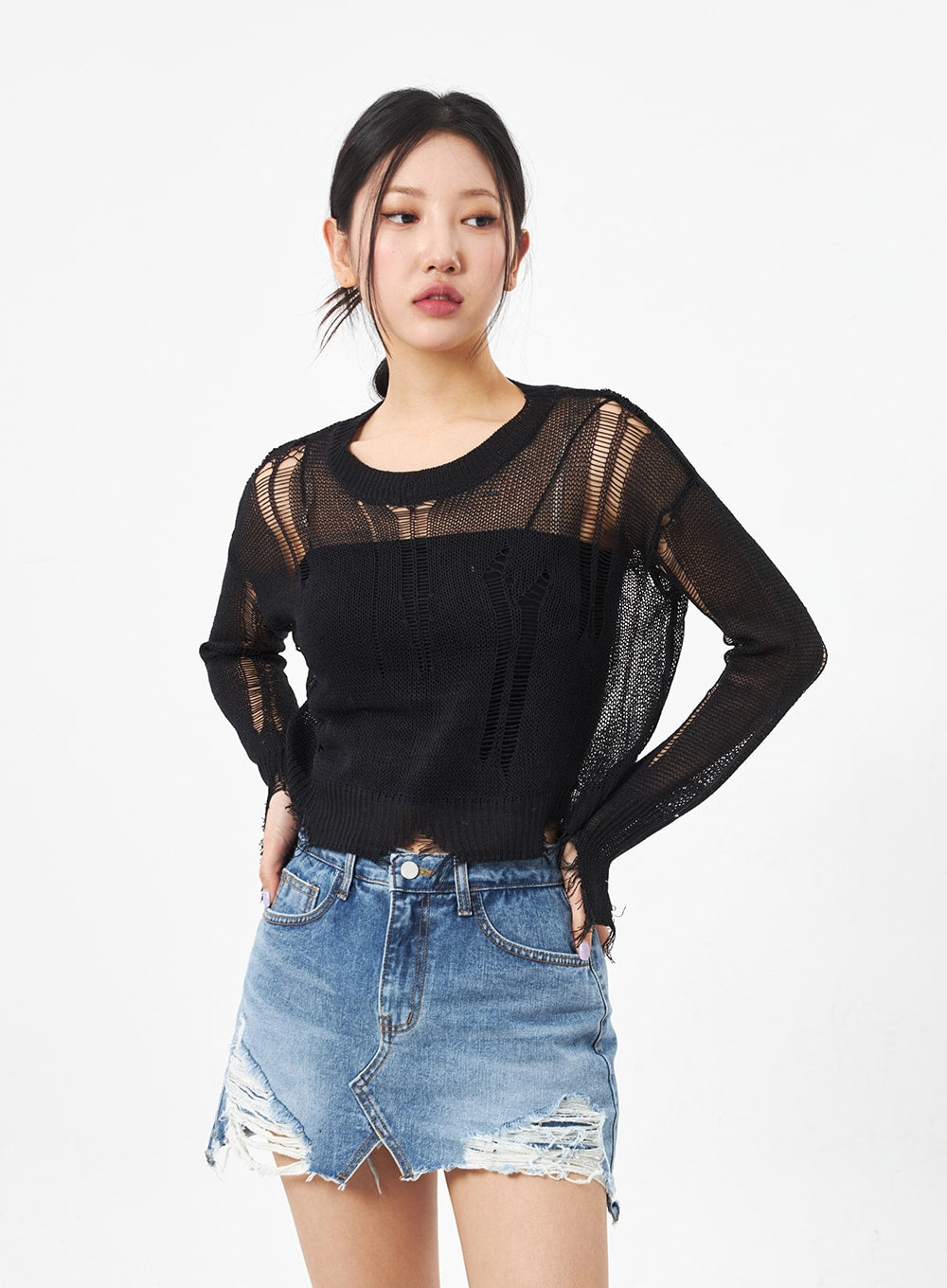 Crewneck Ripped Sweater CA307