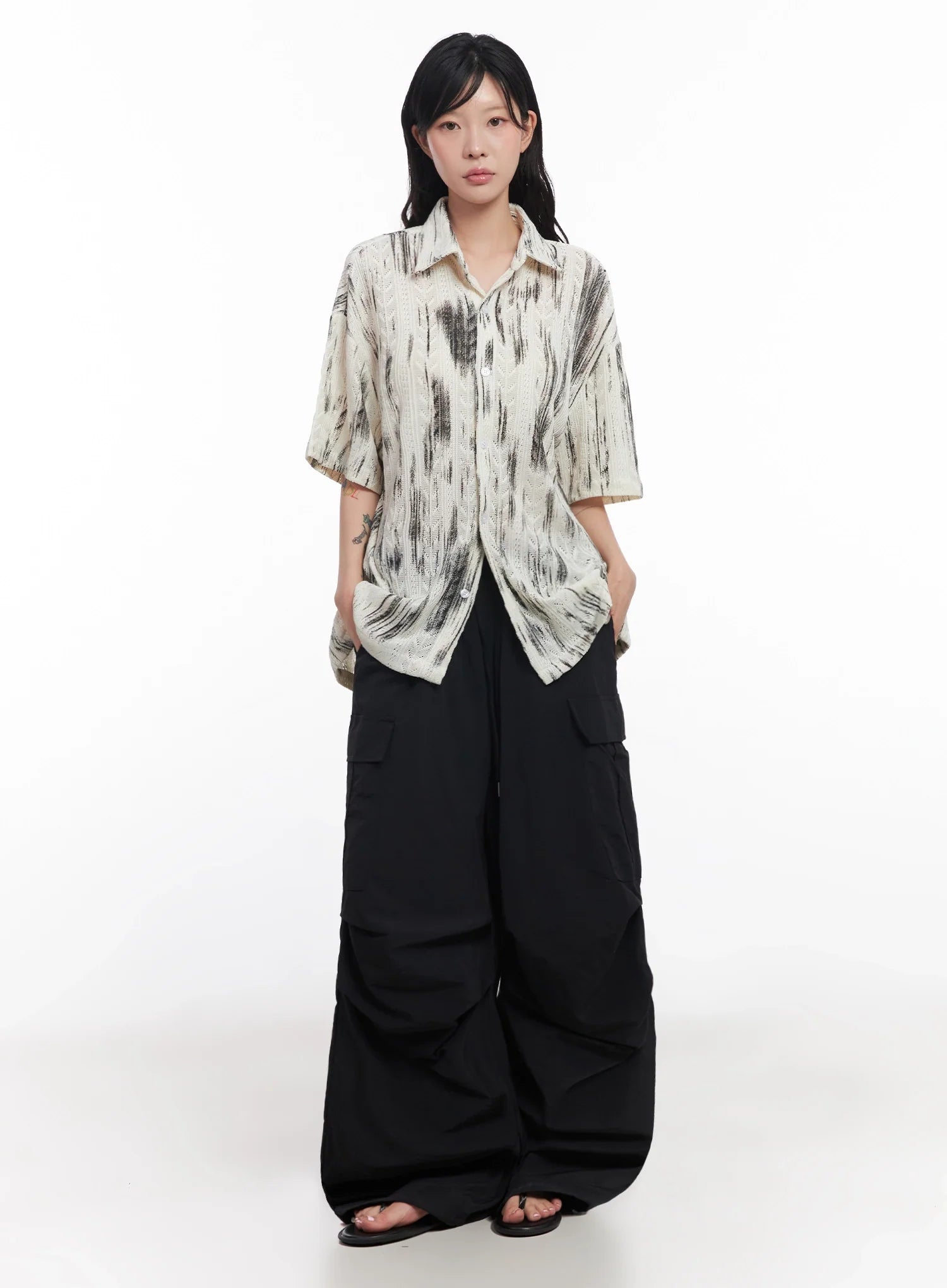 Brushstroke Knit Collared Button-Up Top IC503