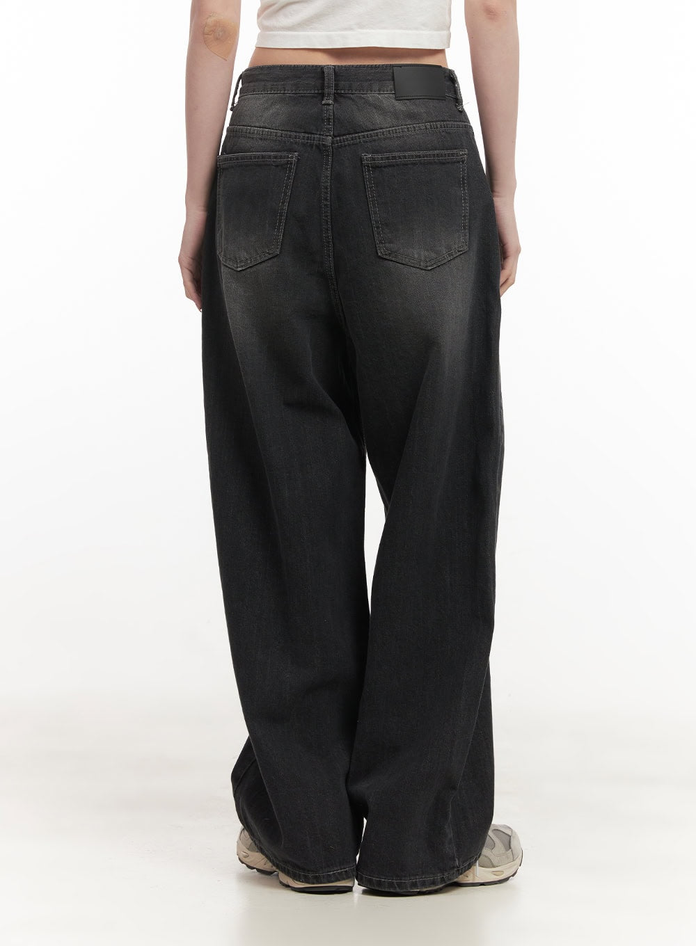 Ruth Washed Wide-Leg Jeans CF514