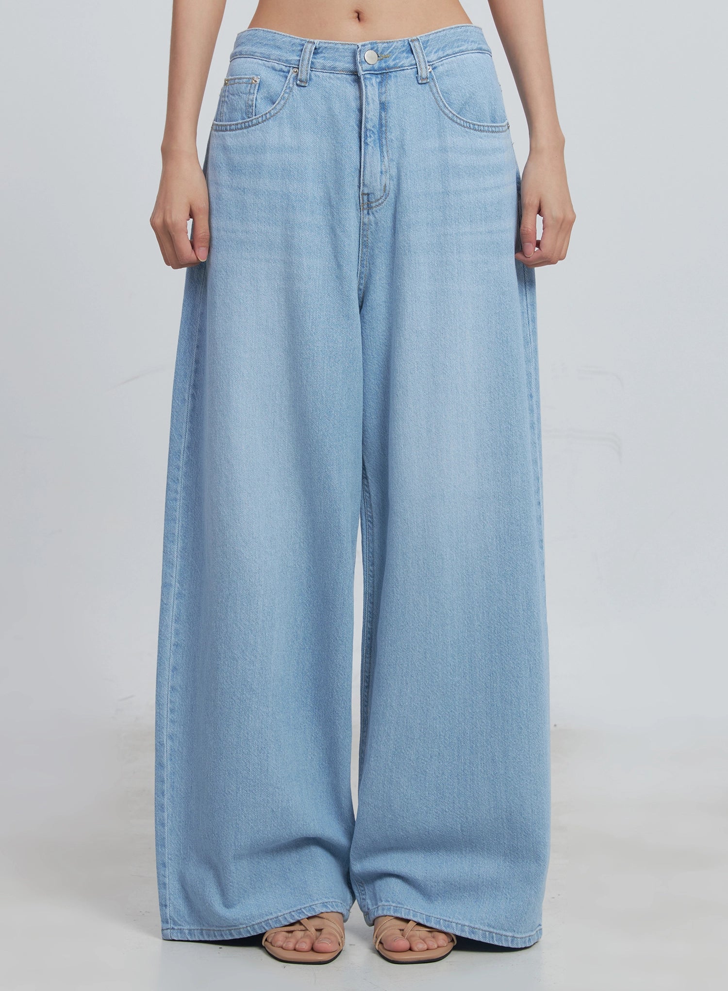 Scarlett Washed Wide-Leg Jeans IU512