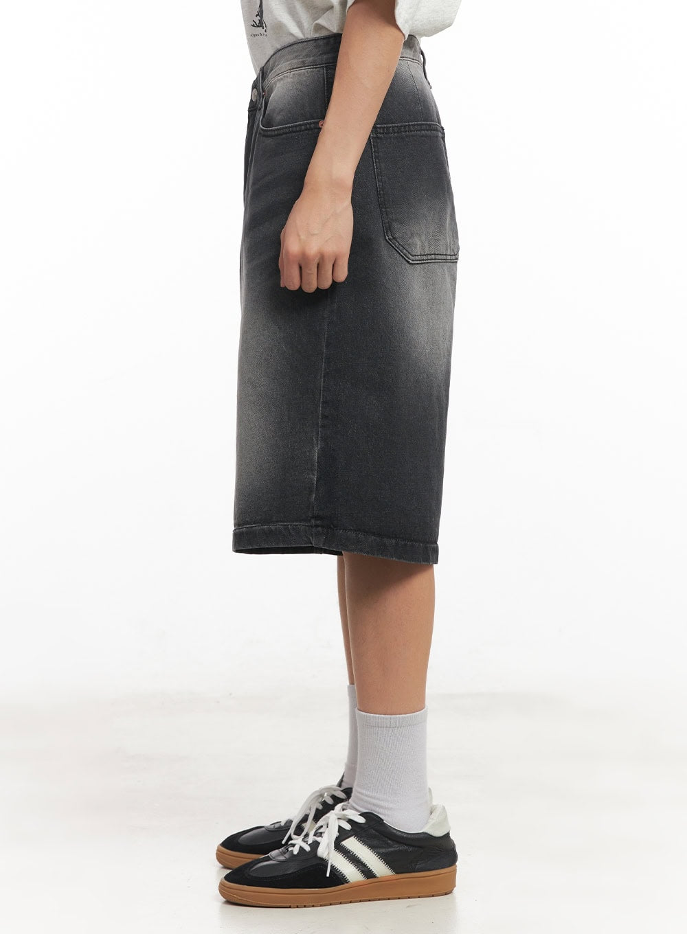 Men's Wide-Fit Washed Jorts IA521