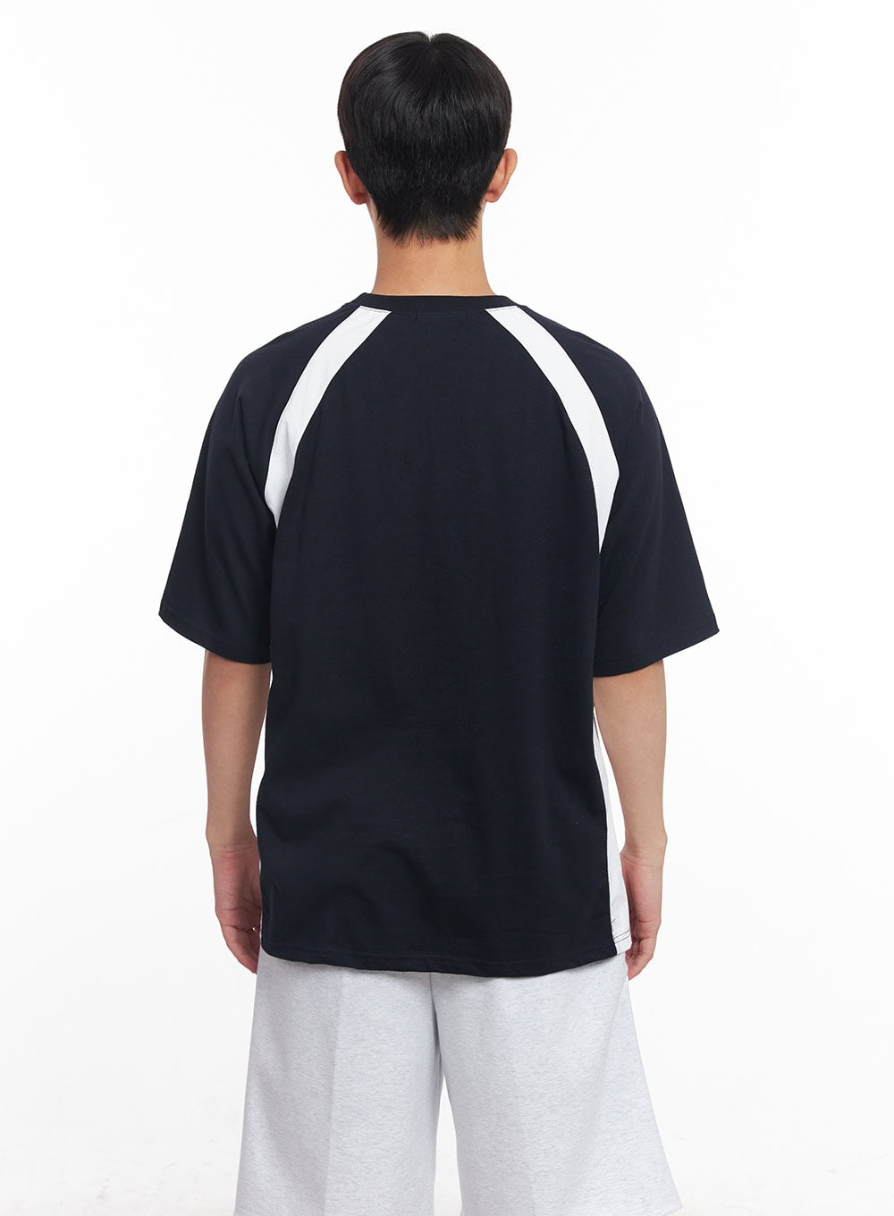 Men's Loose-Fit Graphic Raglan T-Shirt IY520