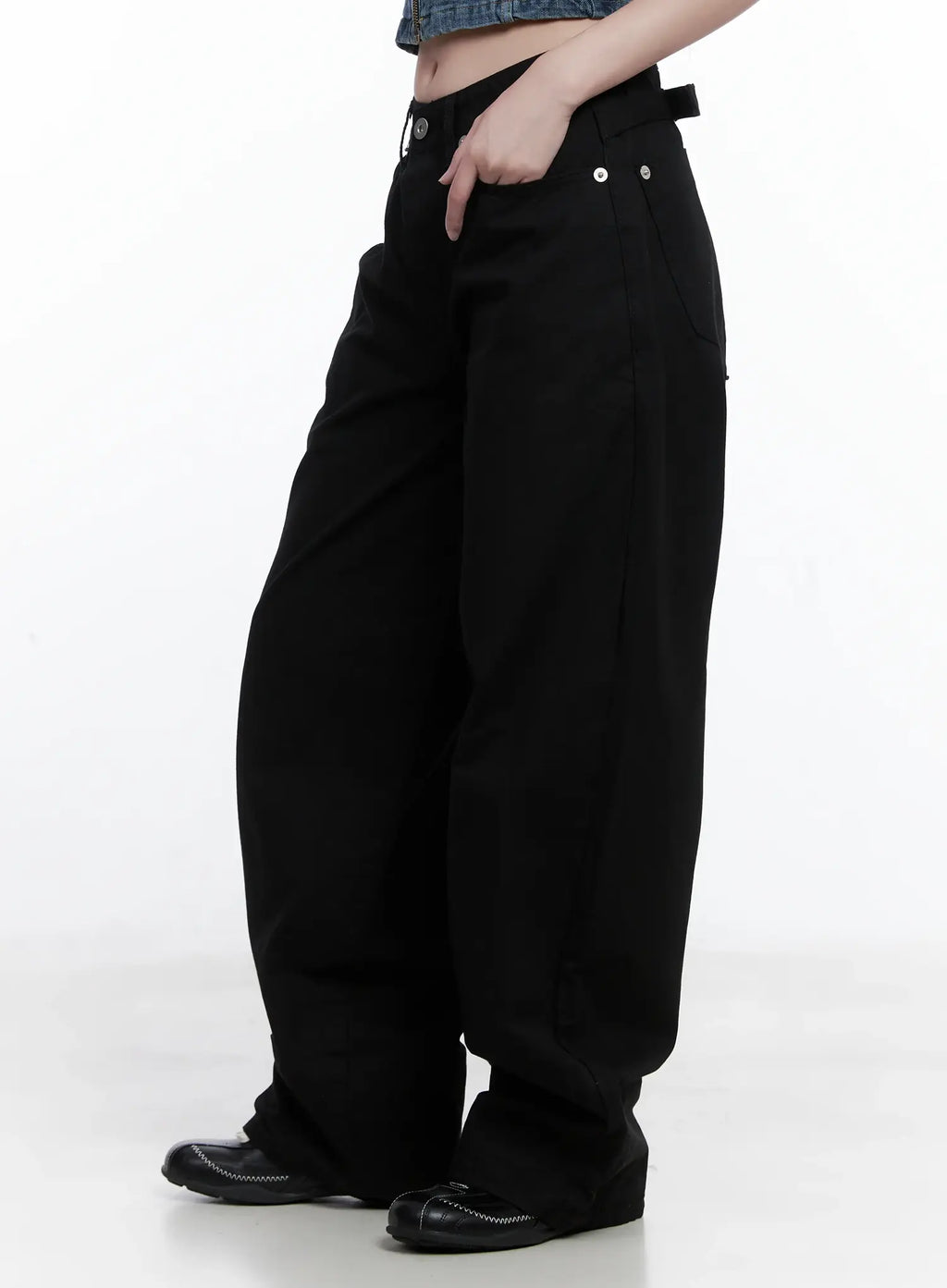 Low-Rise Back Detail Wide Pants CS525