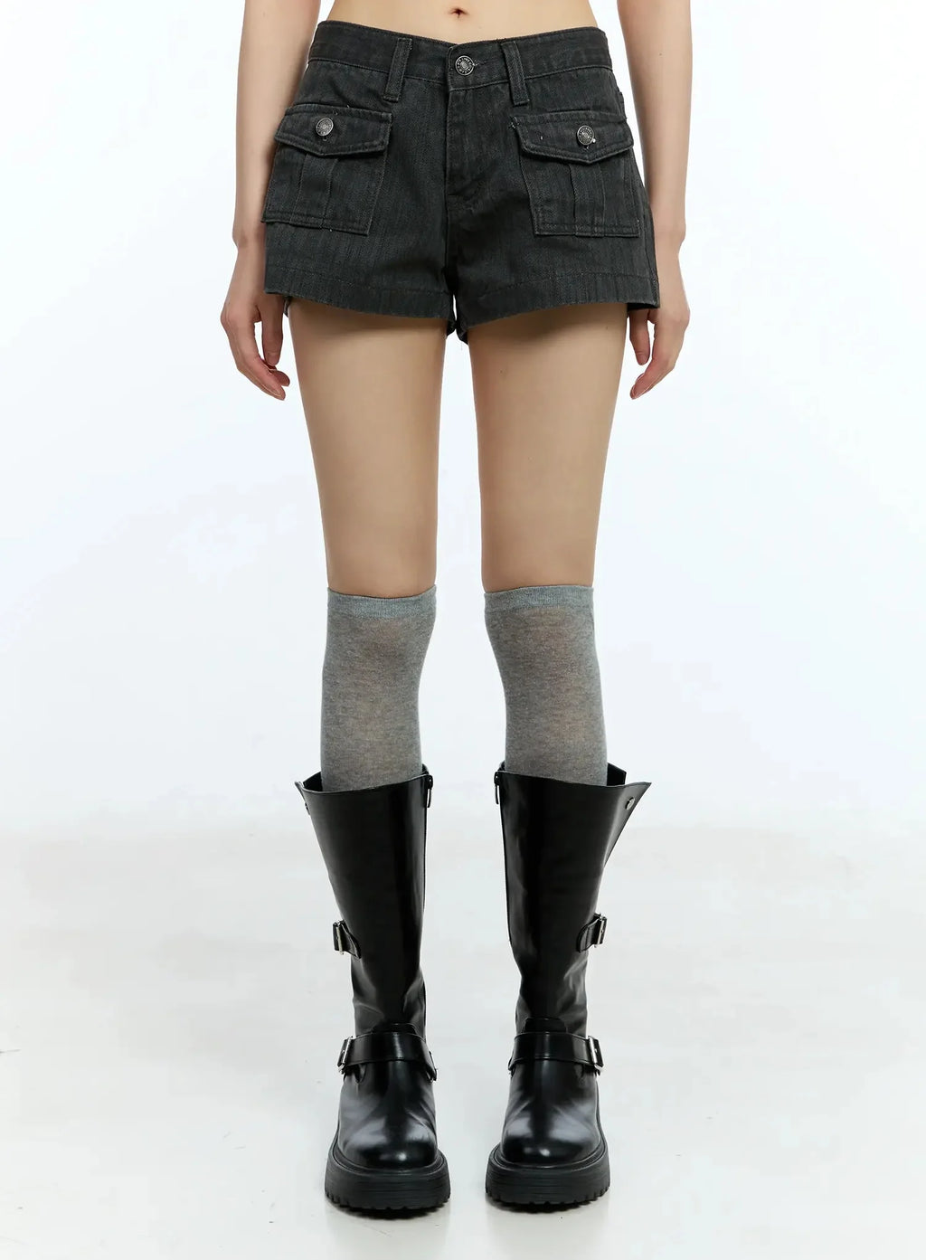 Washed Pocket Detail Shorts IU524