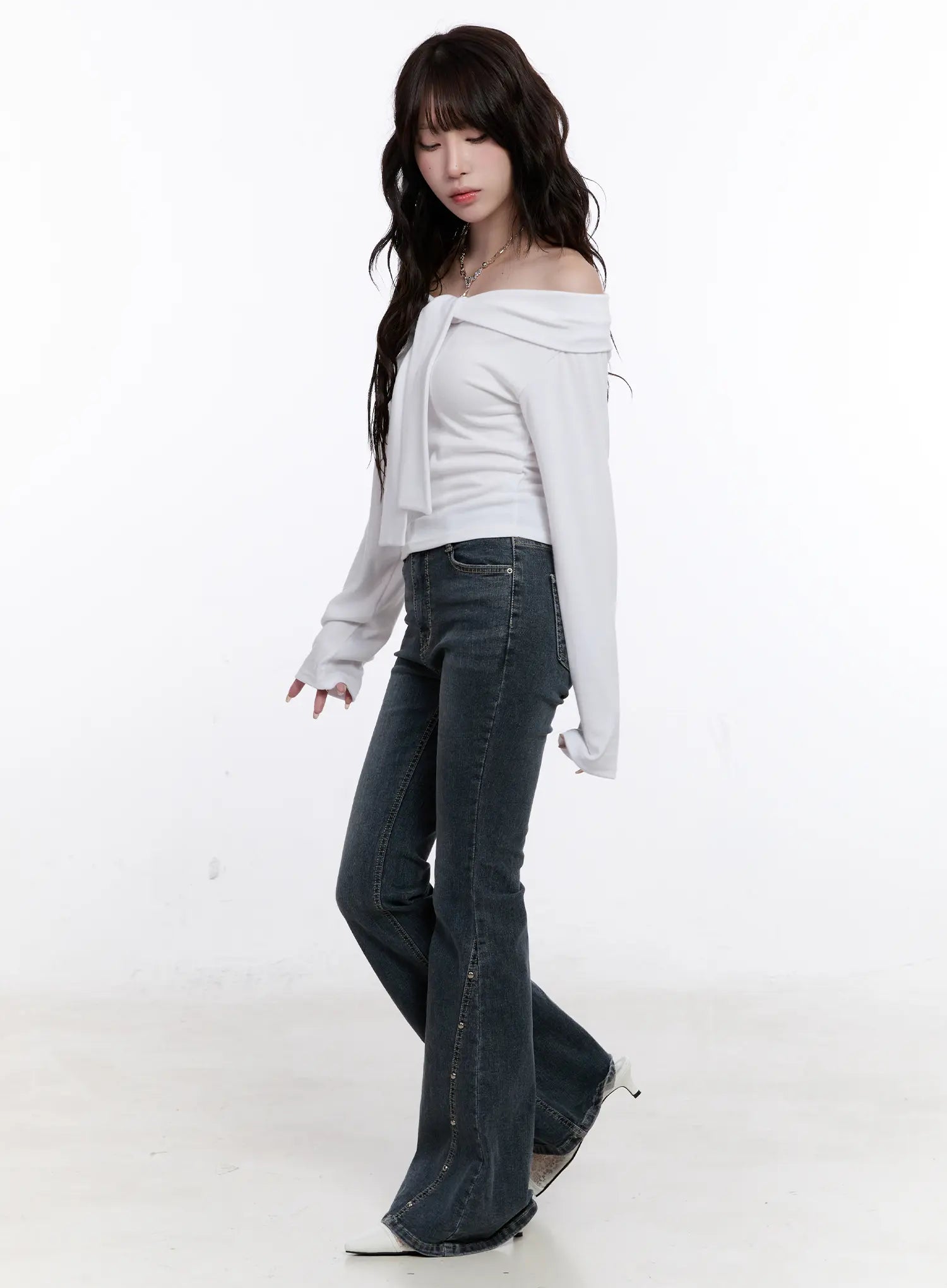 Amiyah Studded Flare Jeans CS530