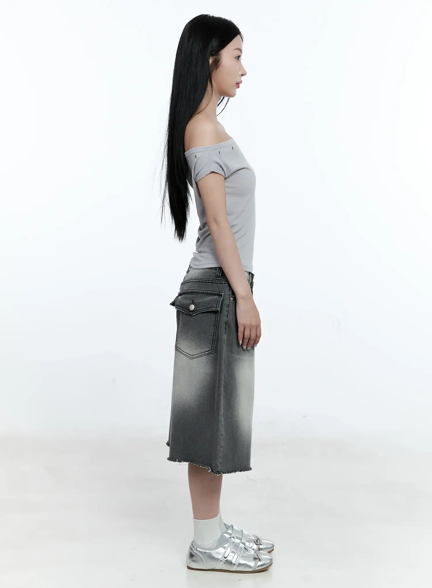 Asymmetric Studded Top CG511