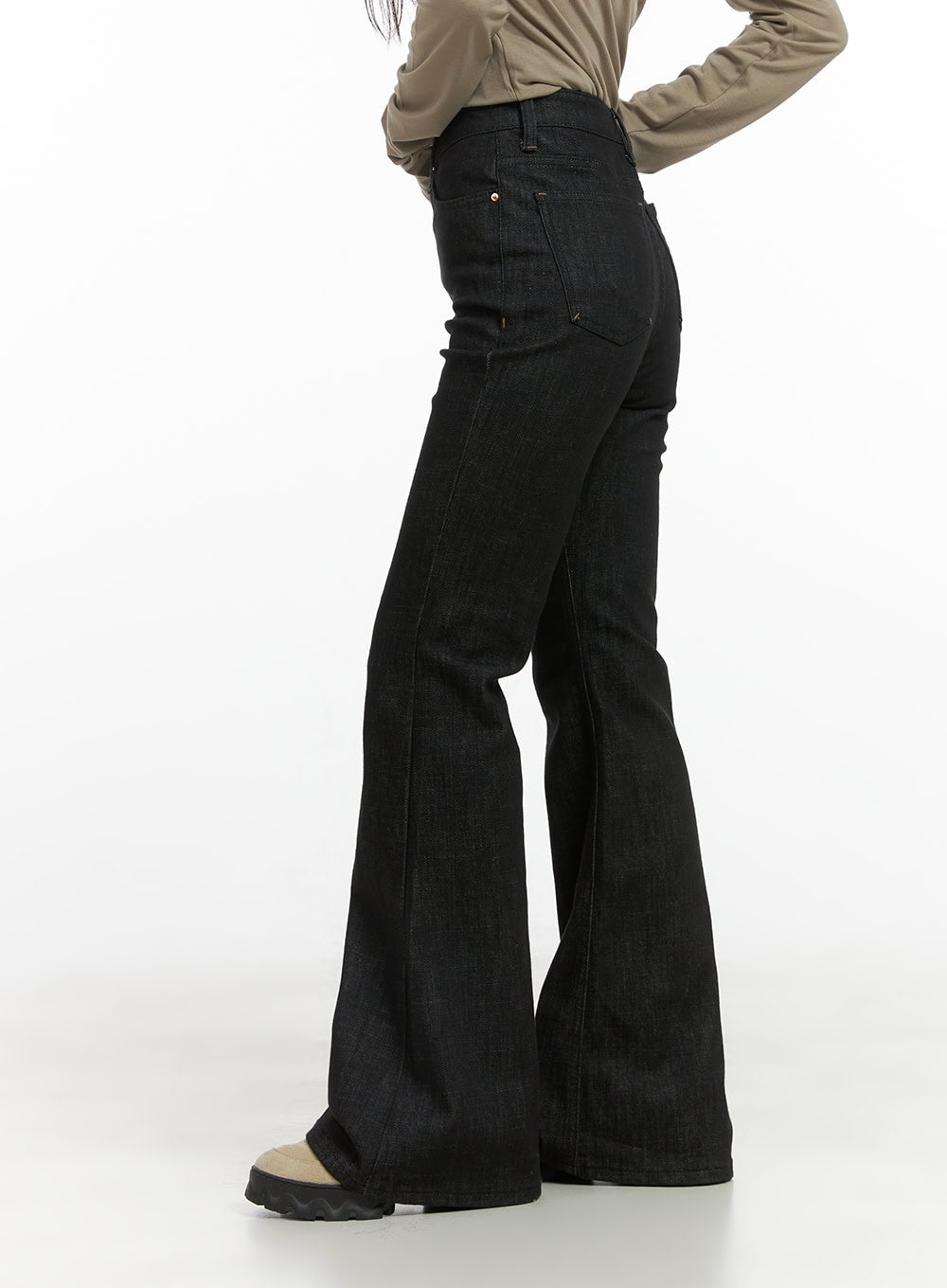 Noah Slim Bootcut Raw Denim Jeans CO404