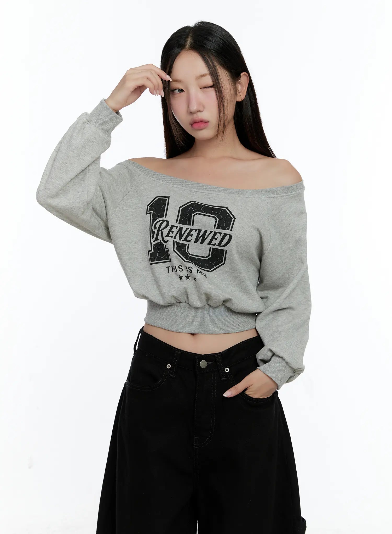Graphic Off-shoulder Crop Sweatshirt CS517