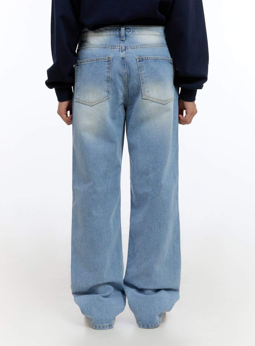 Men's Light Denim Classic Fit Jeans IS413