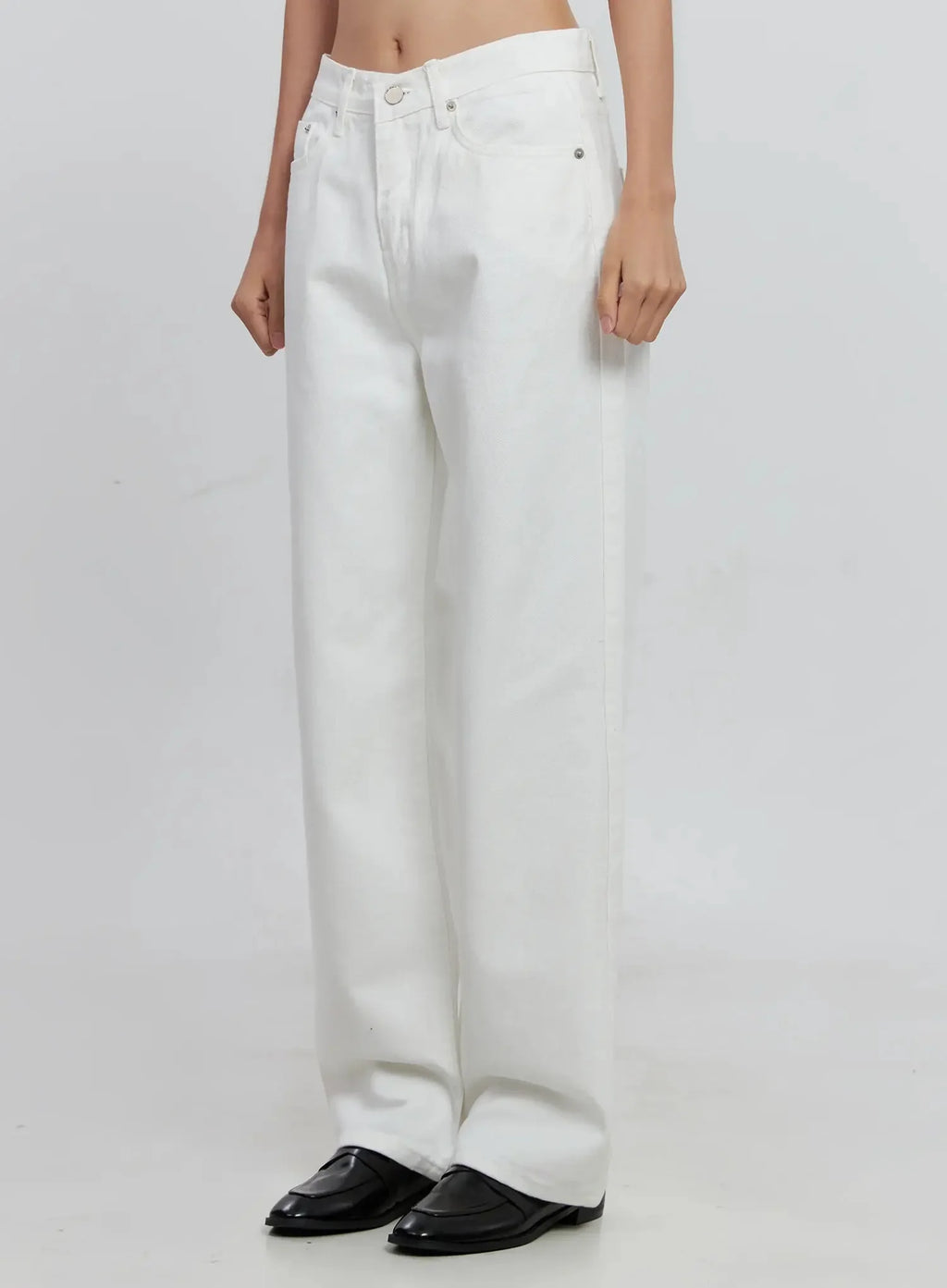 Taytum Straight-Leg Jeans IS515