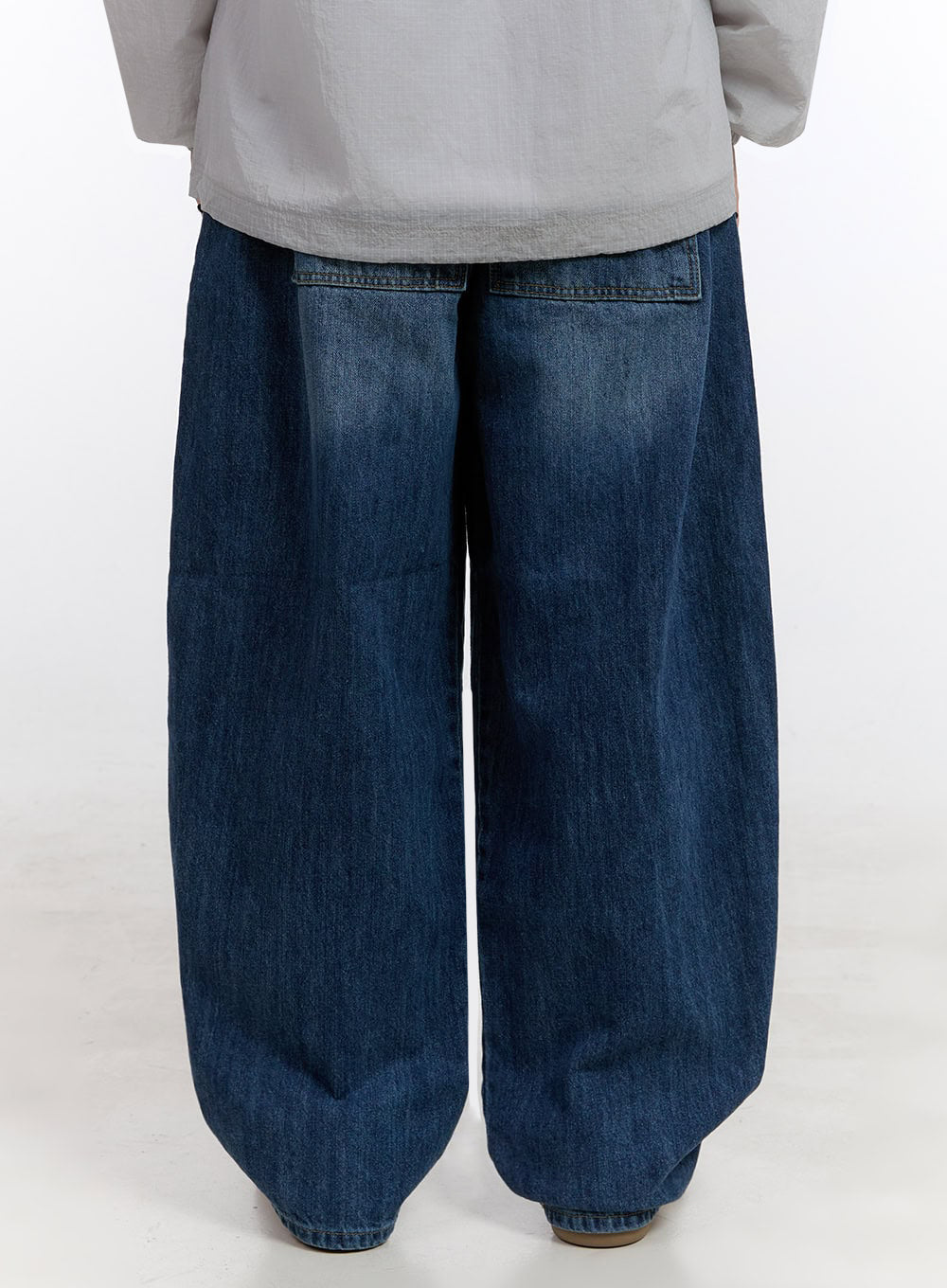 Men's Stitched Wide-Fit Jeans IF528