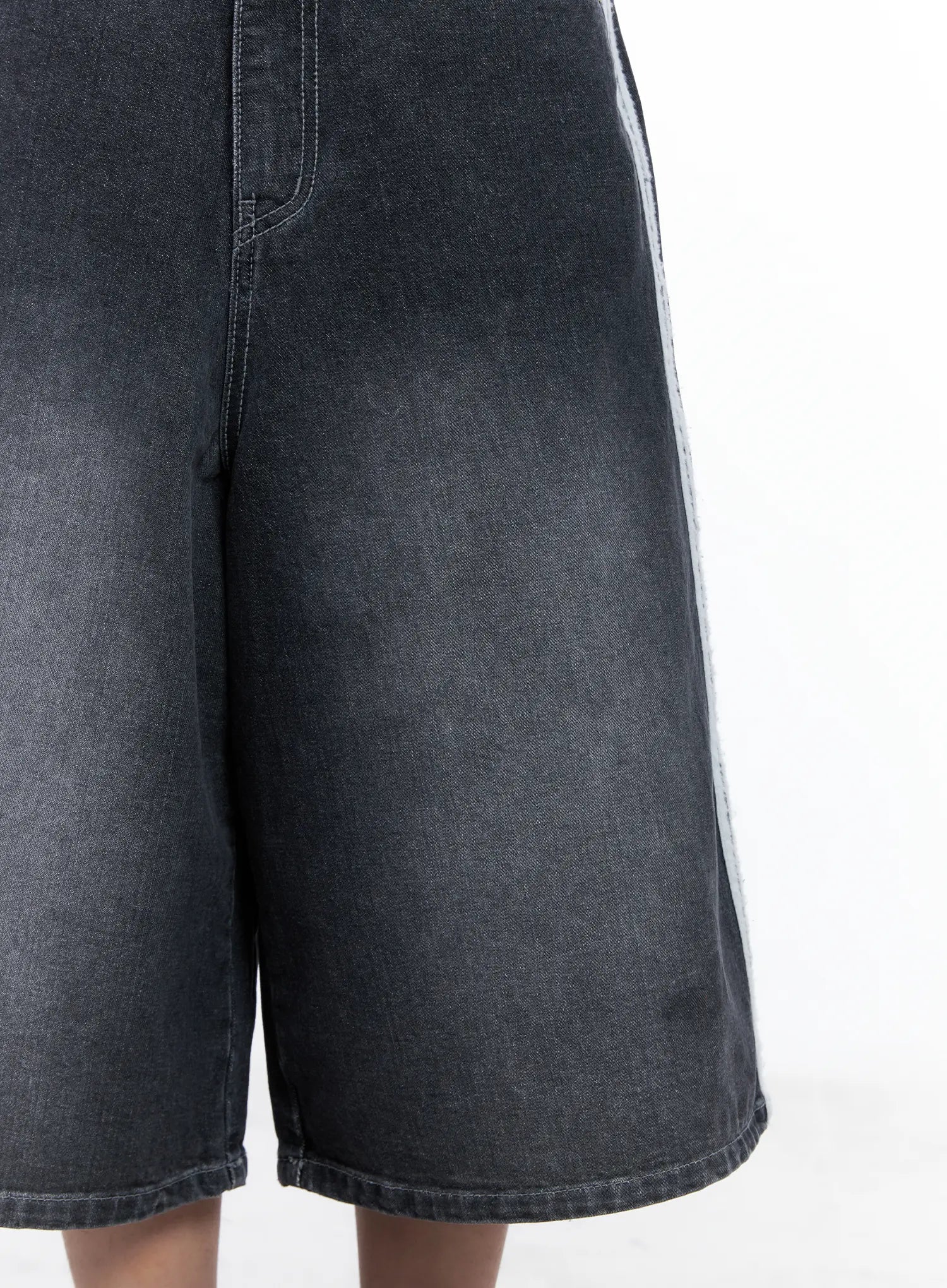 Washed Casual Jorts CL510