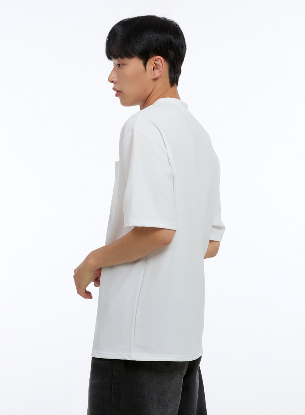 Men's Pocketed Round Neck Short Sleeve Tee IG422