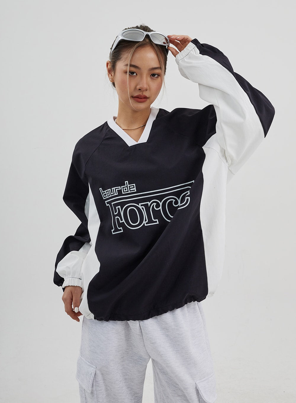 Oversized Drawstring Graphic Tee Unisex CJ313