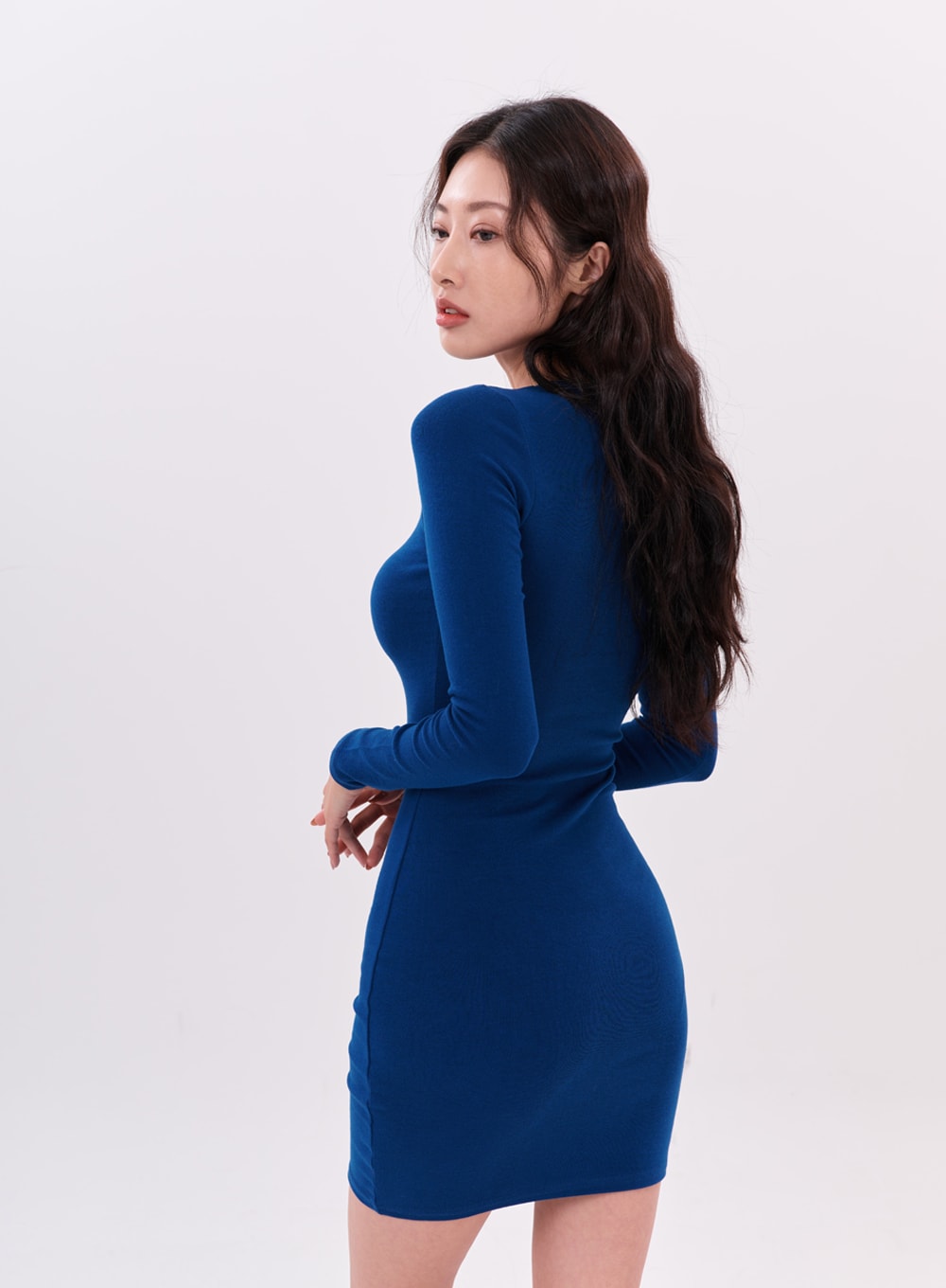 Daily Round Neck Long Sleeve Mini Dress IS05