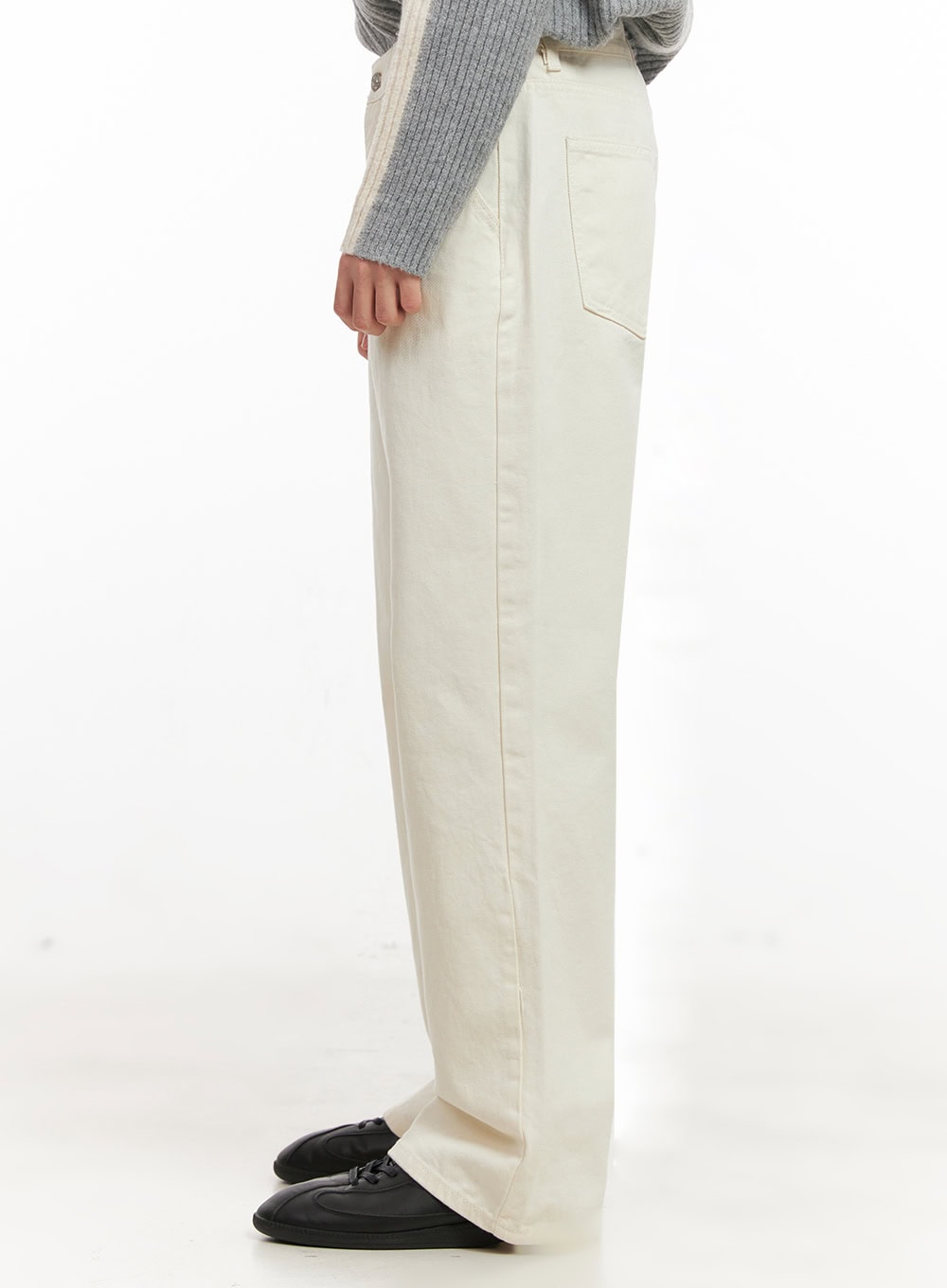 Men's Cotton Wide-Fit Trousers (Light beige) IJ517