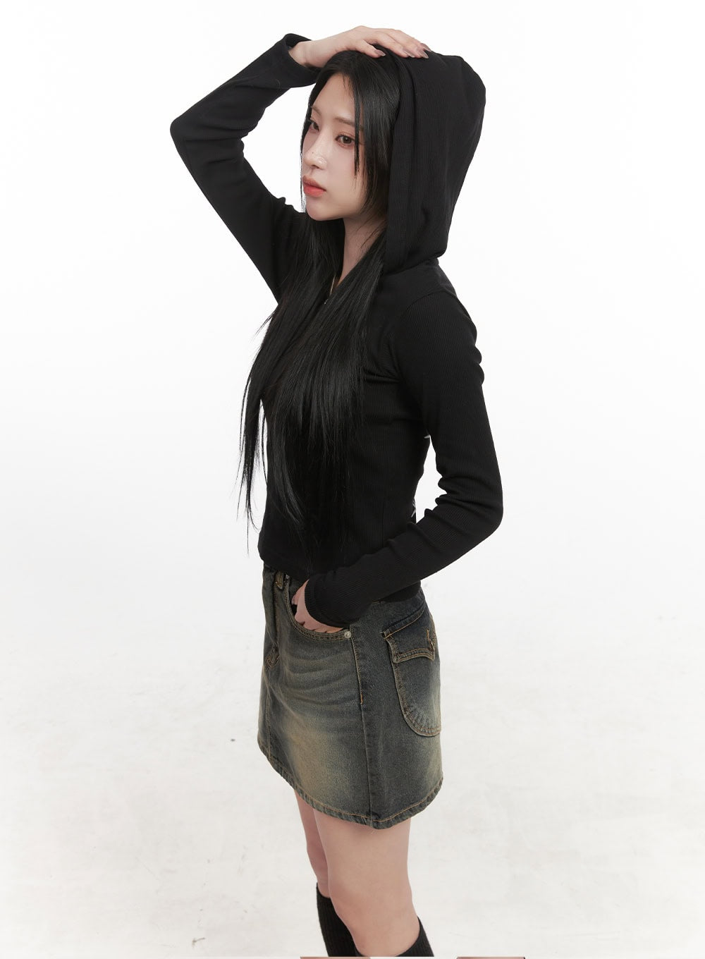 Slim-Fit Back Graphic Half-Zip Hoodie CJ517