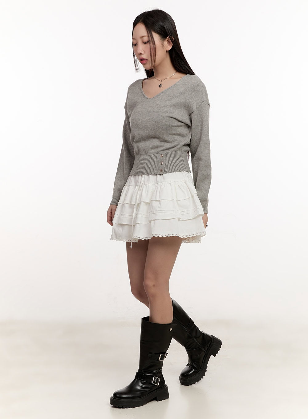 Buttoned V-Neck Crop Sweater CM510