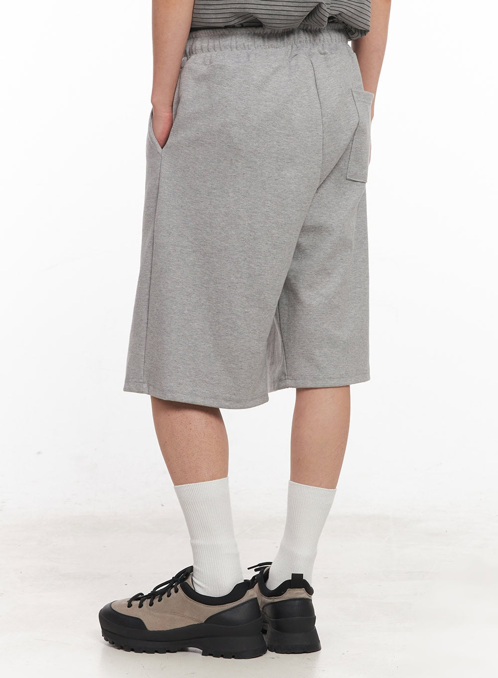 Men's Wide-Fit Comfy Sweatshorts IY506