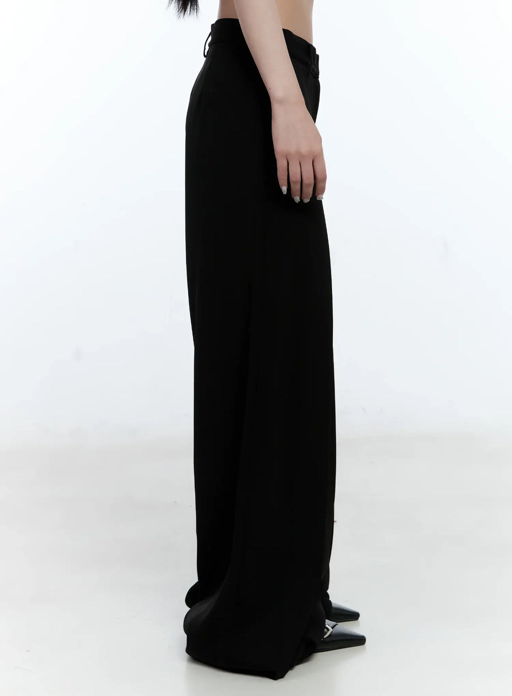 Wide-Leg Pleated Slacks CL530