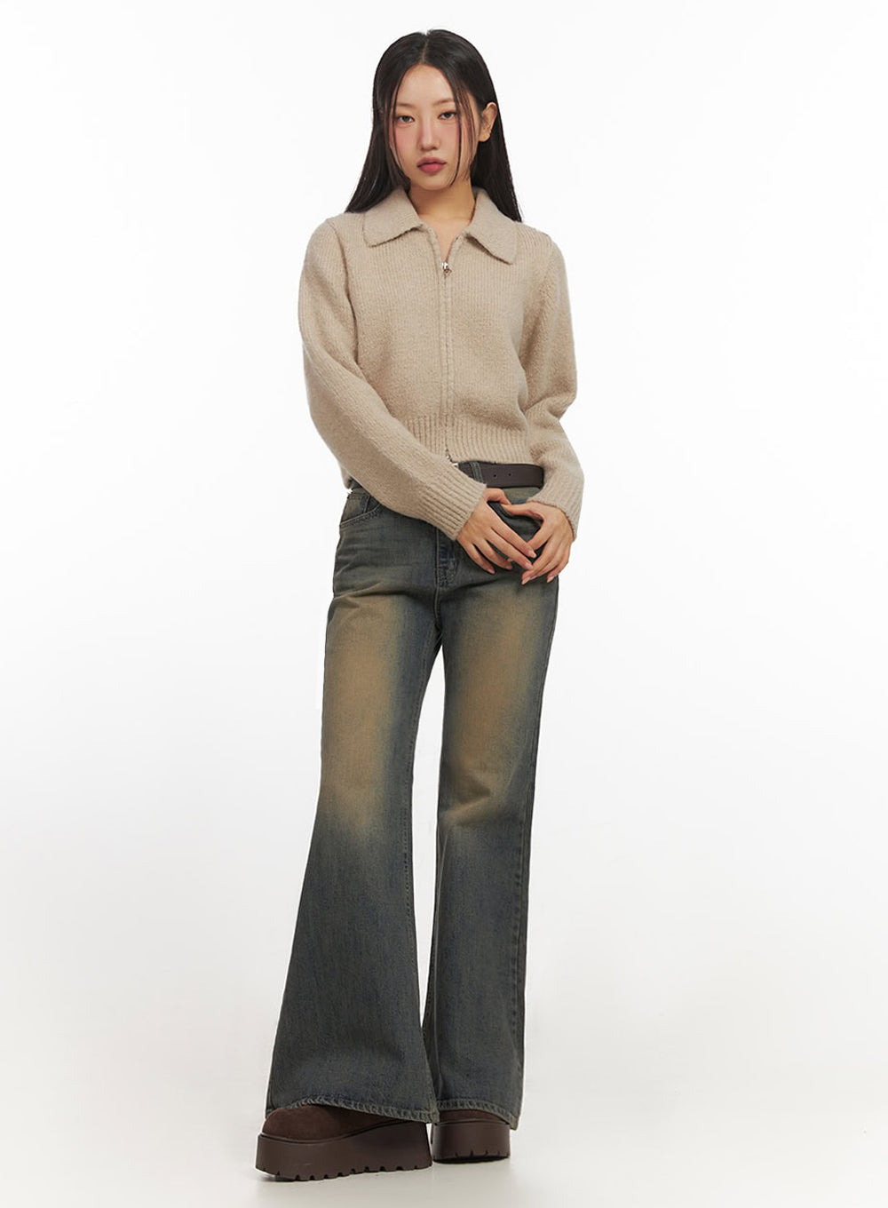 Kourtney Vintage Wash Flared Jeans IF510