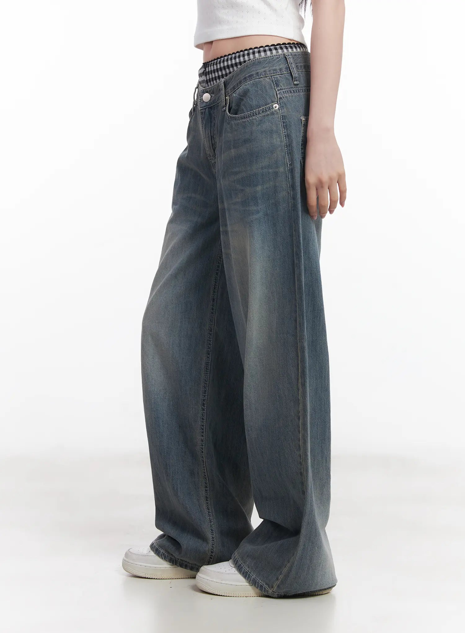 Melani Low-Waist Wide-Leg Jeans CU510