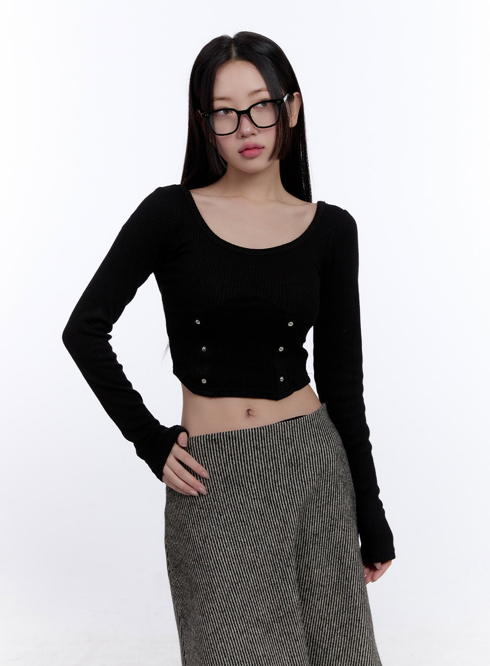 Scoop-Neck Long-Sleeve Crop Top CJ509