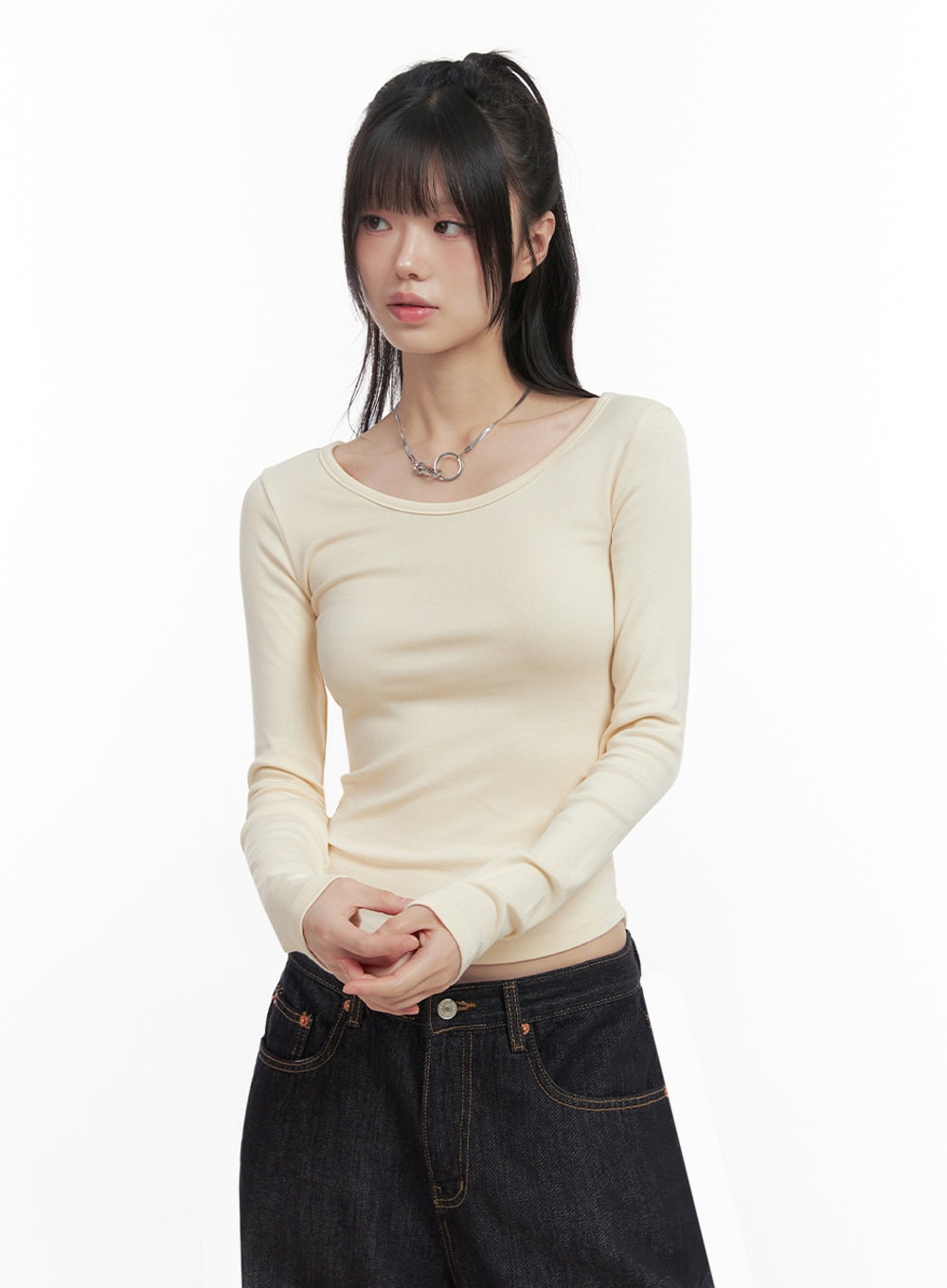 Slim-Fit Cropped U-Neck Top  IN427