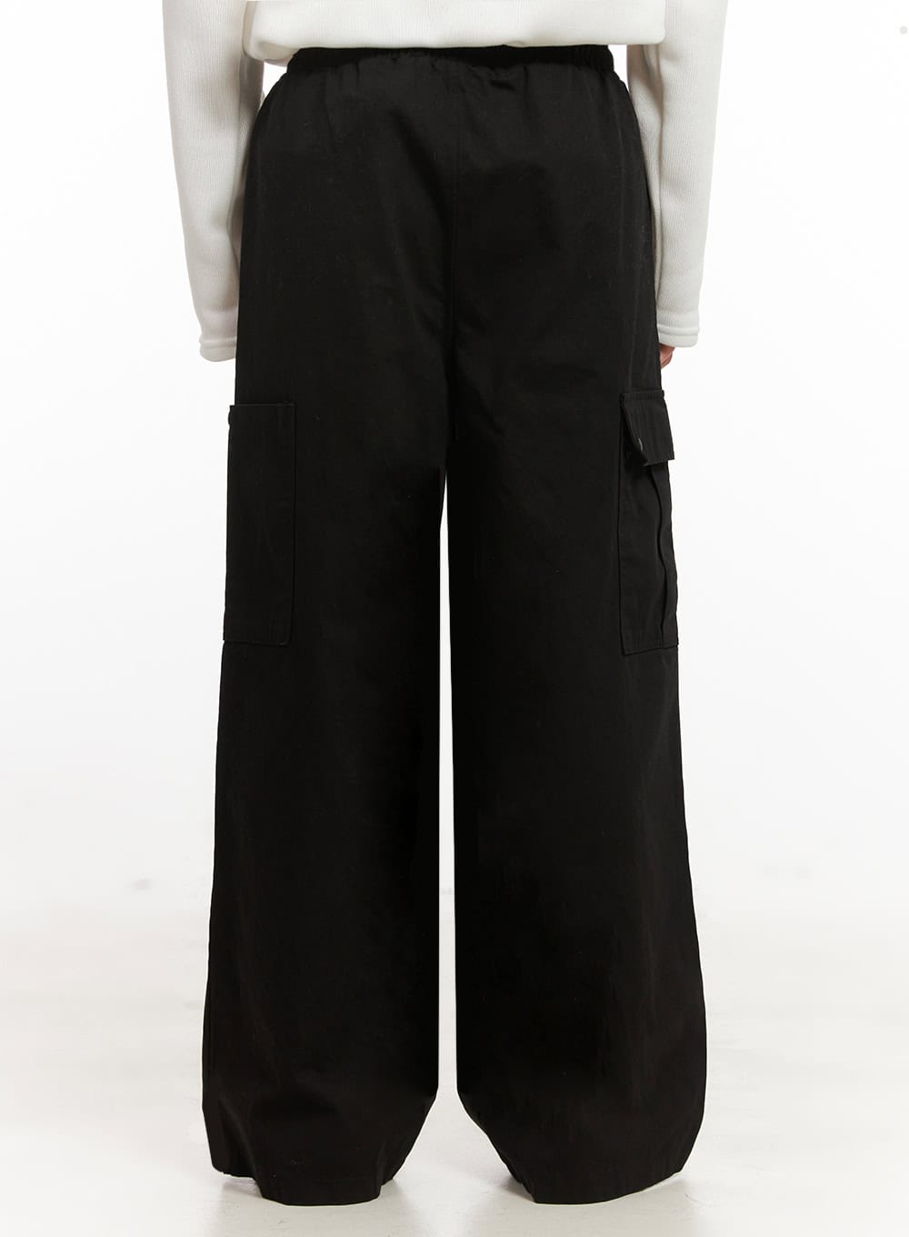 Men's Relaxed-Fit Cargo Pants IJ517