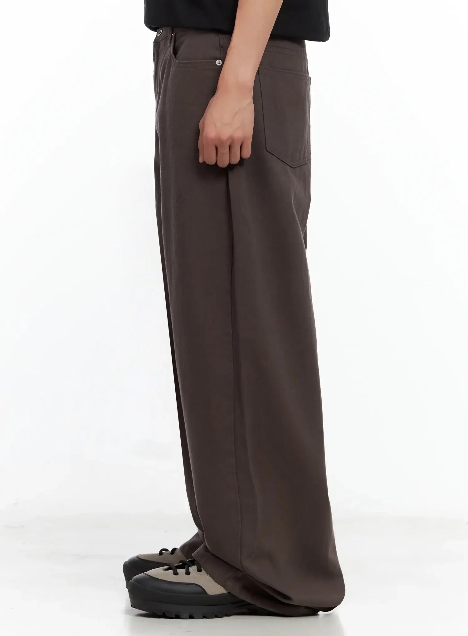 Men's Baggy Wide-Fit Pants IL516