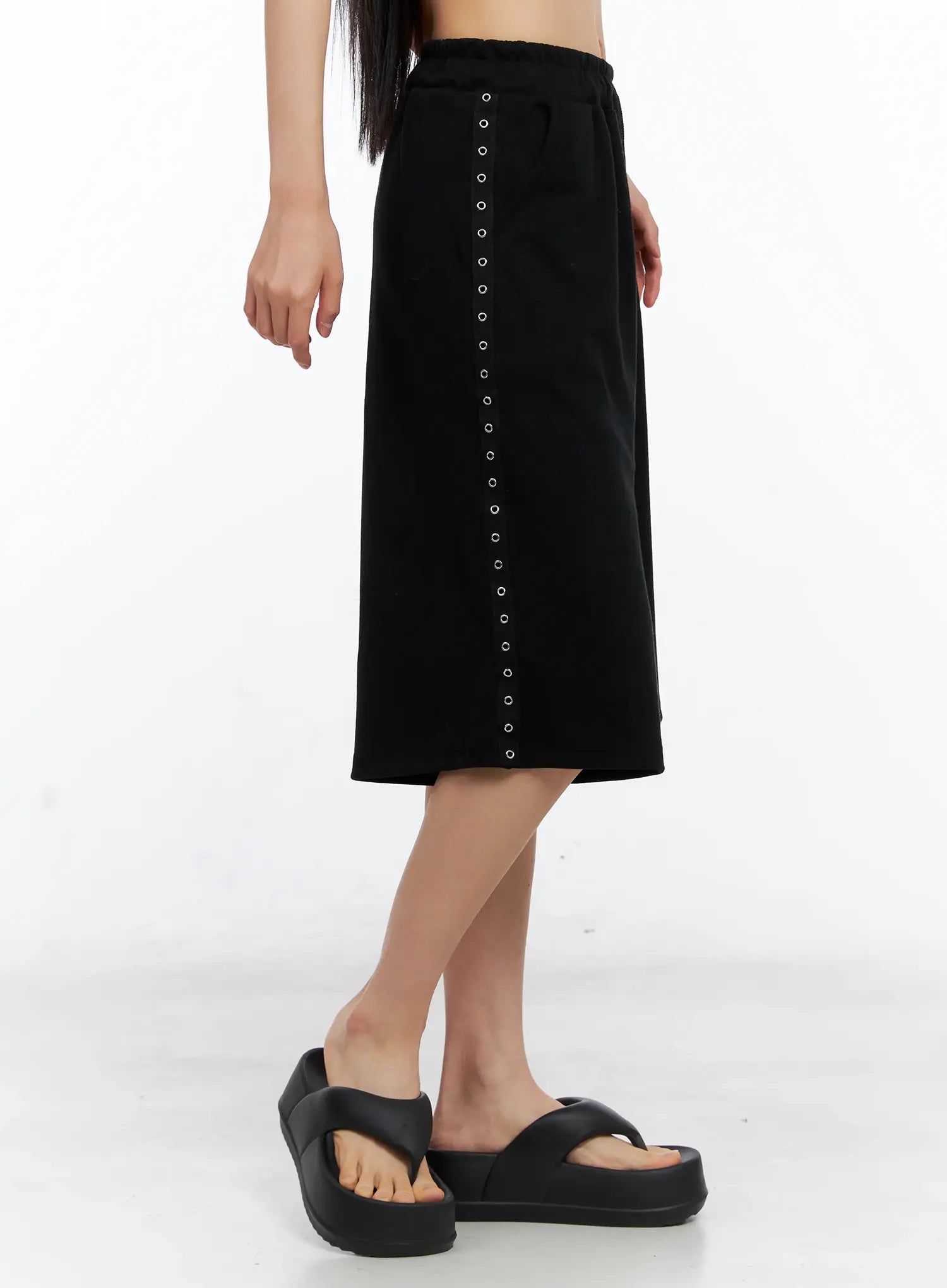 Eyelet Athletic Bermuda Shorts CL529