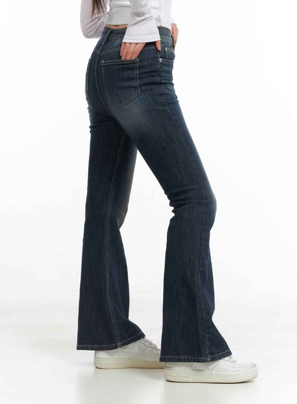 Remy Washed Bootcut Jeans CG420