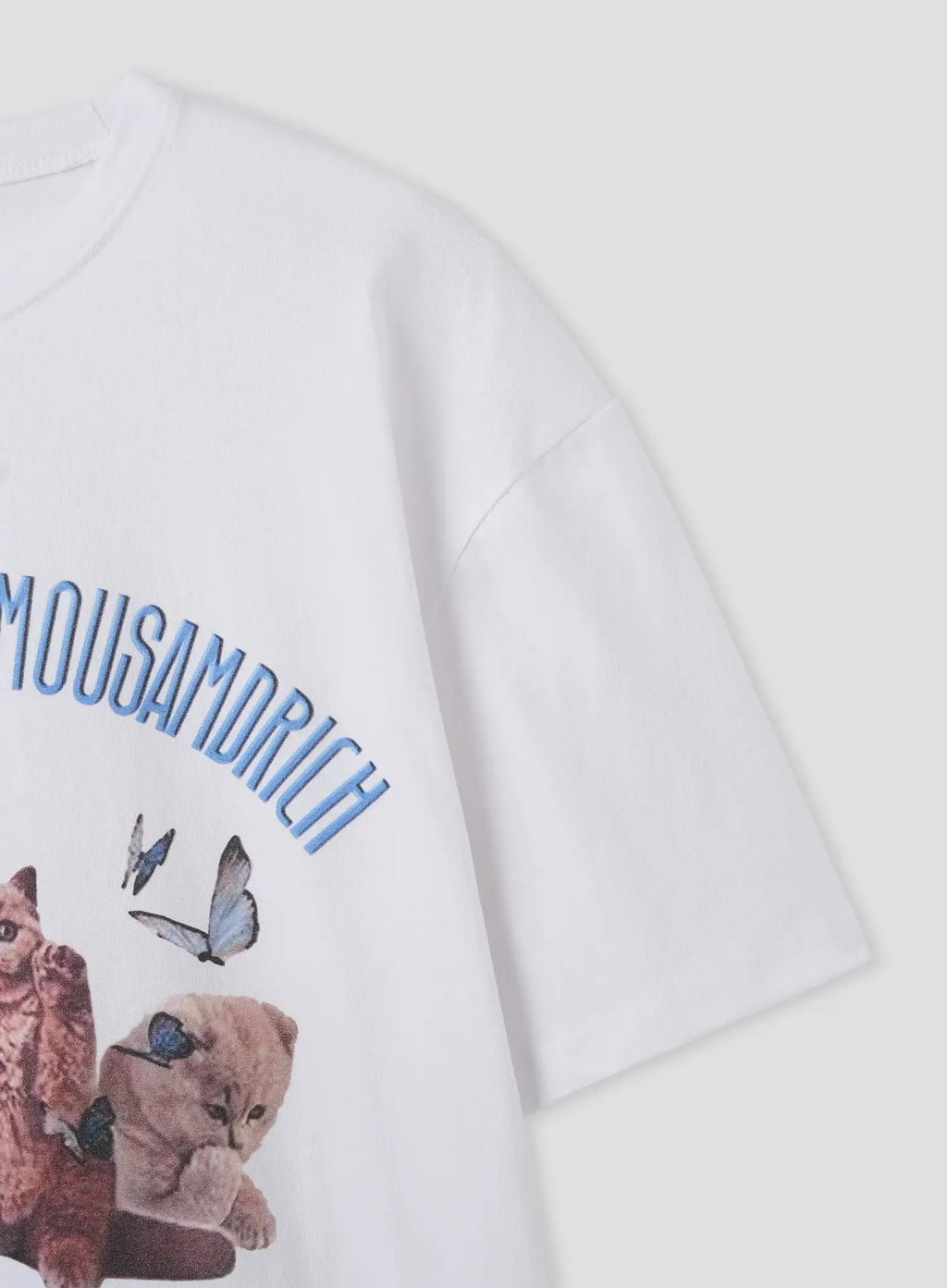 Kitty Graphic Tee IU526