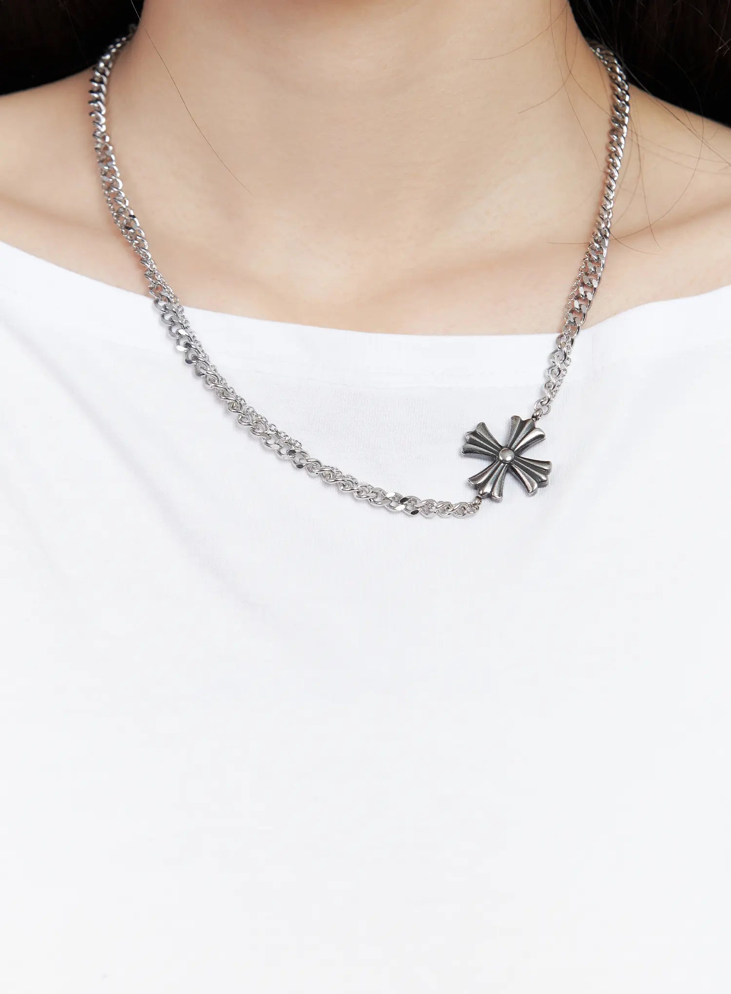 Layered Chain Pendant Necklace CL501