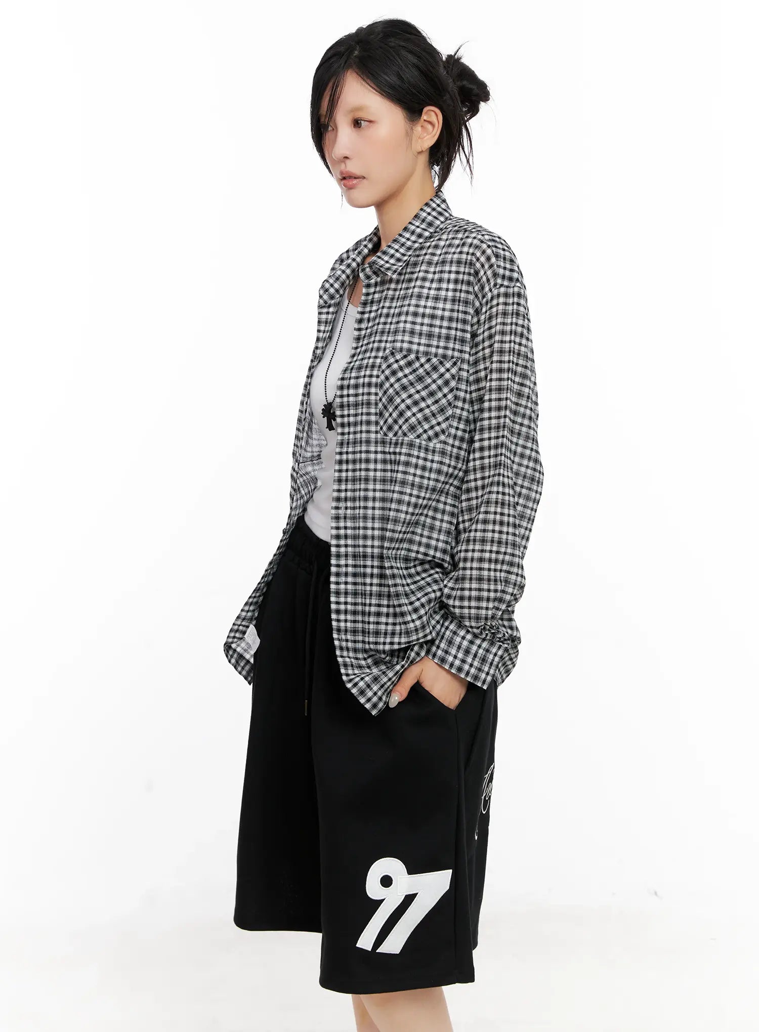 Oversized Plaid Button-Up Shirt CL528