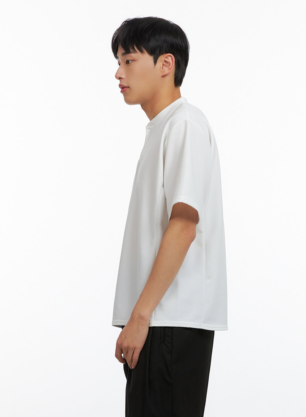 Men's Buttoned Solid T-Shirt IU414